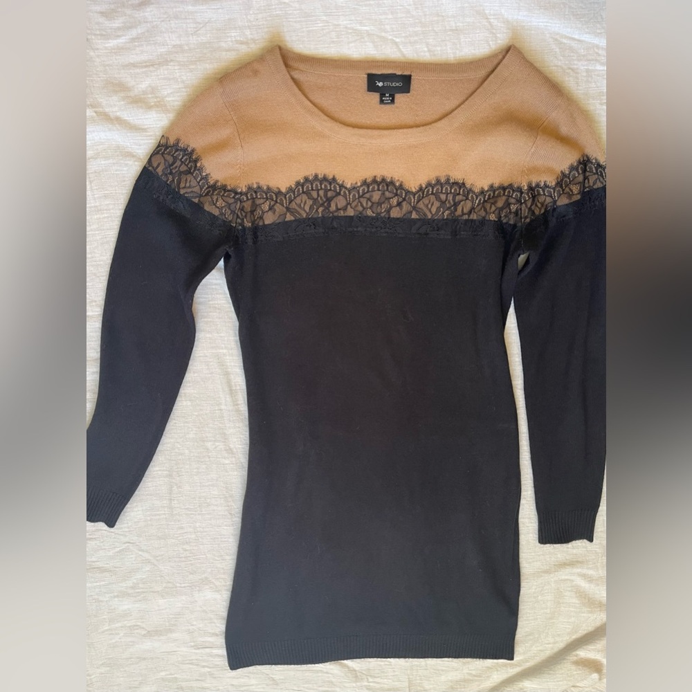 Lace trim sweater dress black and beige